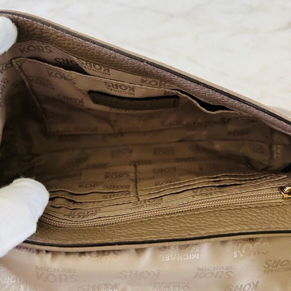 MICHAEL KORS Fulton Dark Dune Leather Small Shoulder Flap Chain Bag - Picture 7 of 9